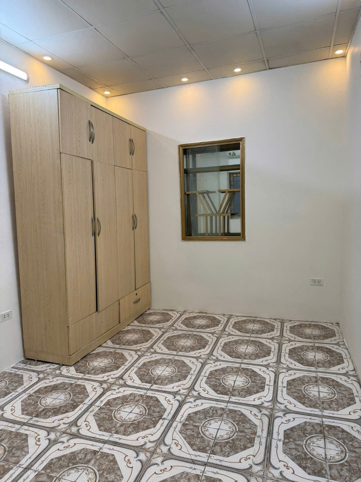 Cho thuê nhà ngõ Chùa Hưng Ký, 4 tầng x 32m2, 3 ngủ, 2 wc, 8 Triệu ở  hộ gia đình - Ảnh 1
